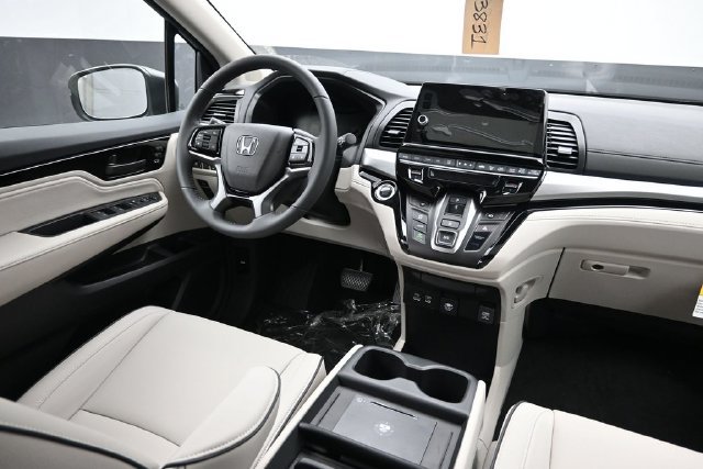 New 2027 Honda Odyssey Touring image 10