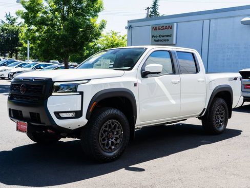 New 2026 Nissan Frontier PRO-4X w/ Pro-4x Convenience Package AWD/4WD image 3