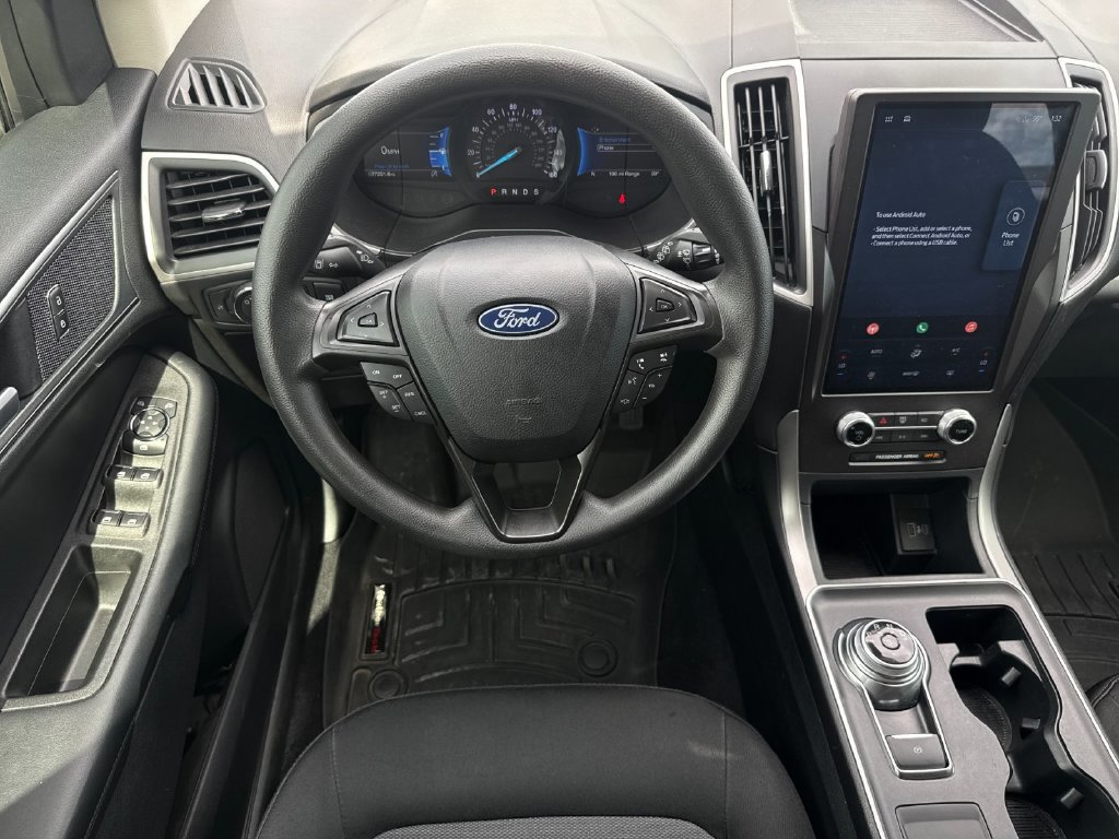 Used 2021 Ford Edge SE FWD image 14