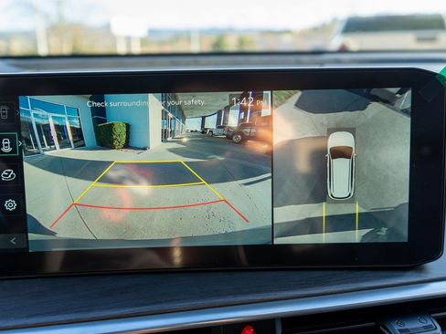 New 2026 Kia Sorento SX image 25