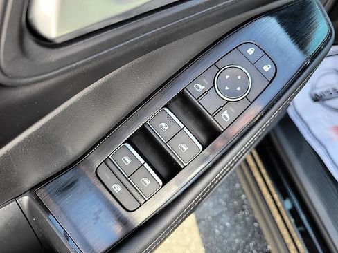 Certified 2023 Nissan Rogue SL image 10