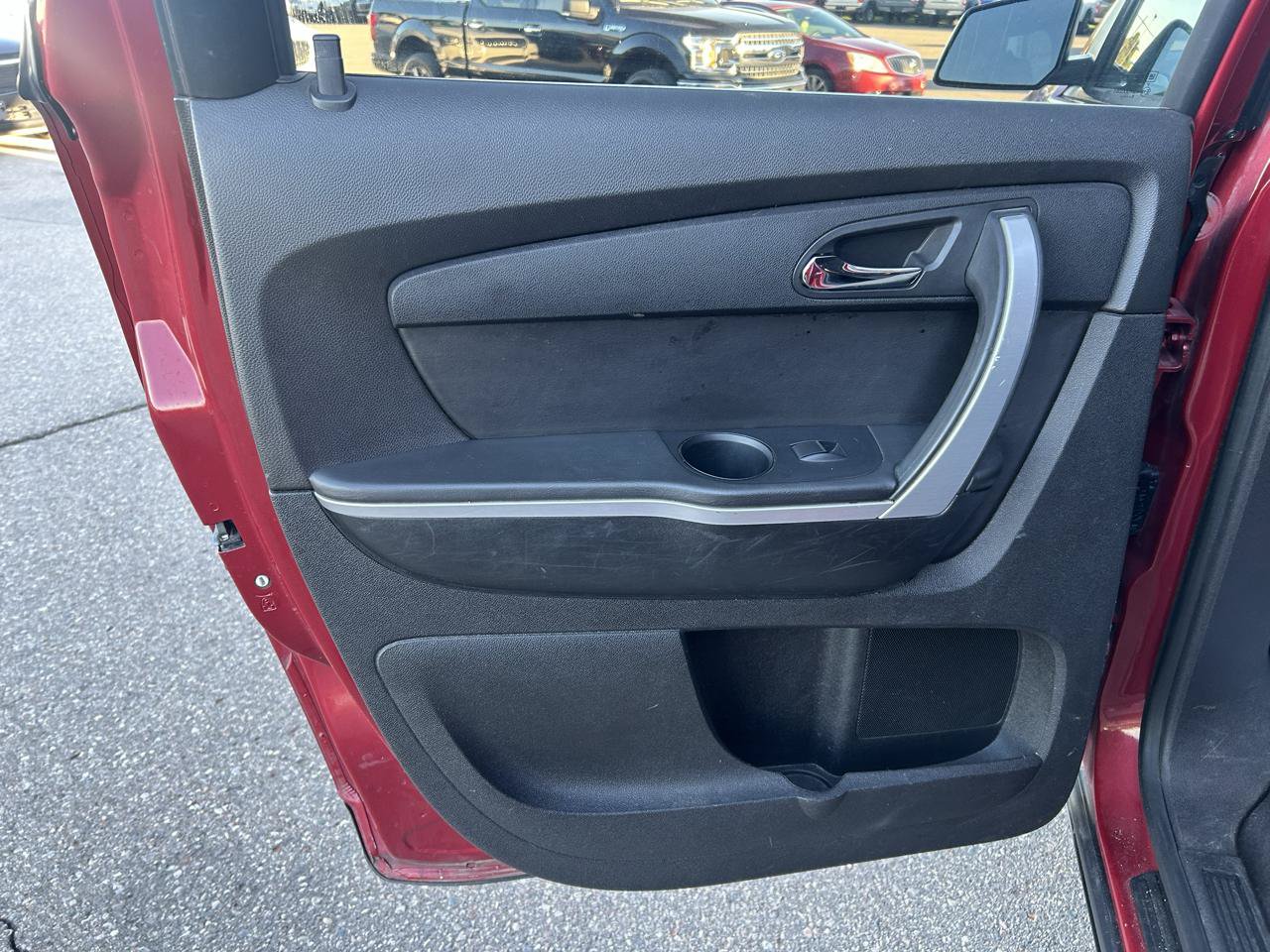 Used 2012 GMC Acadia SLE FWD image 14