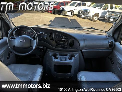 Used 2004 Ford E-350 and Econoline 350 XL image 7