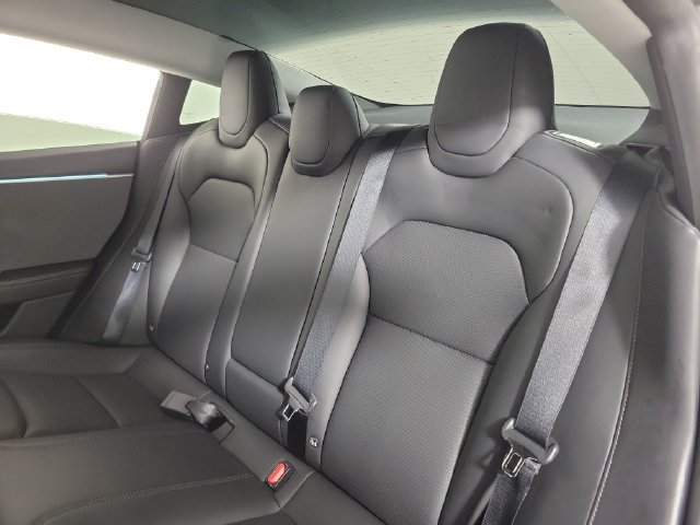 Used 2025 Tesla Model 3 Long Range RWD image 13