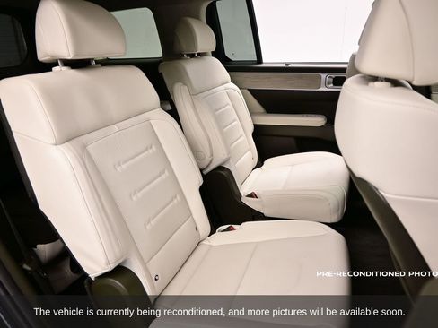 Used 2024 Hyundai Santa Fe Calligraphy image 31