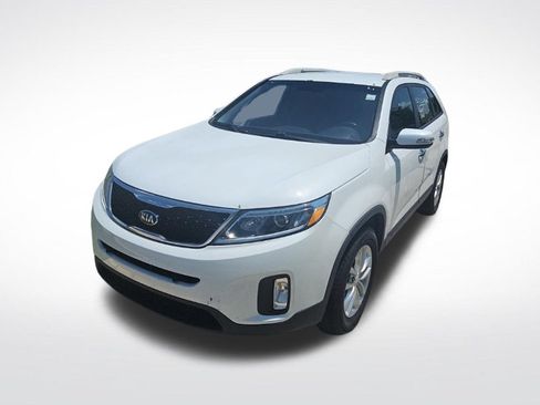Used 2015 Kia Sorento LX FWD image 3