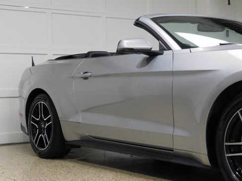Used 2020 Ford Mustang Premium image 21