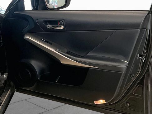 Used 2015 Lexus IS 350 w/ F-Sport Package RWD image 21