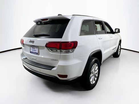Used 2022 Jeep Grand Cherokee Laredo E AWD/4WD image 5