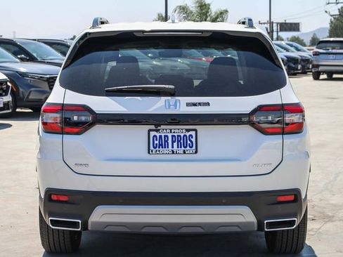 New 2025 Honda Pilot Elite image 15