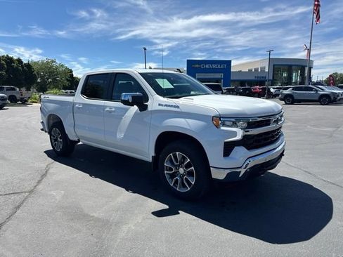 Used 2026 Chevrolet Silverado 1500 LT w/ Safety Package AWD/4WD image 1