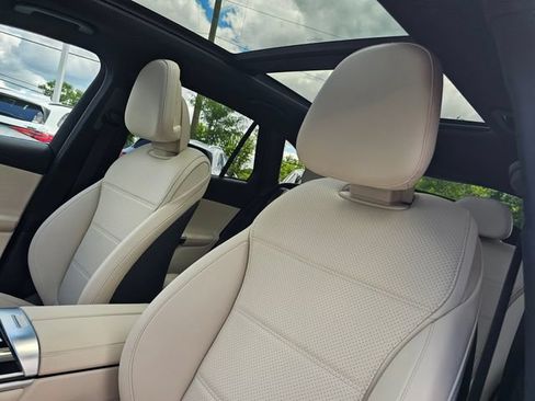 Certified 2023 Mercedes-Benz GLC 300 4MATIC image 19