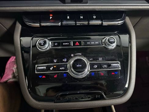 Certified 2022 Lincoln Corsair Reserve w/ Elements Package image 35