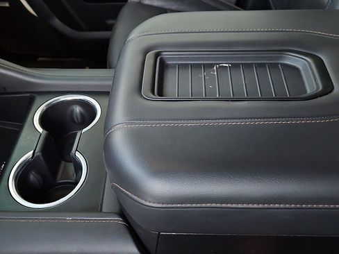 Used 2022 Chevrolet Tahoe High Country image 24