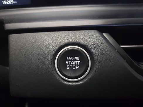 Certified 2024 Kia Seltos SX w/ SX Sunroof Package AWD/4WD image 30