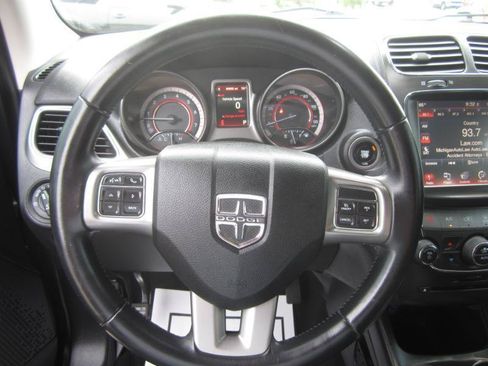 Used 2017 Dodge Journey Crossroad FWD image 17