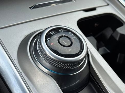 Used 2023 Ford Explorer Limited image 31