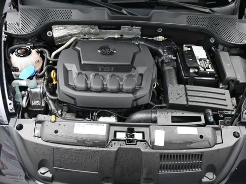 Used 2019 Volkswagen Beetle 2.0T S image 14