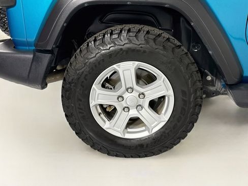 Used 2019 Jeep Wrangler Sport AWD/4WD image 31