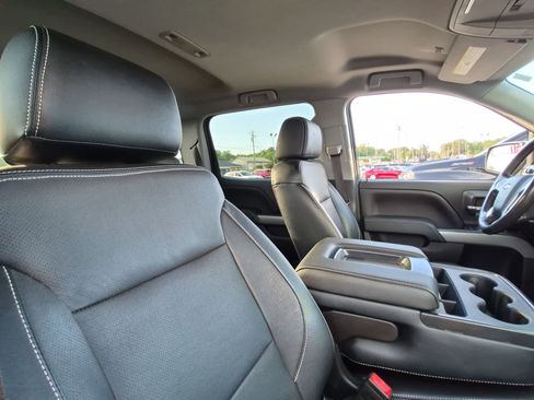 Used 2018 Chevrolet Silverado 1500 LT w/ All Star Edition AWD/4WD image 33
