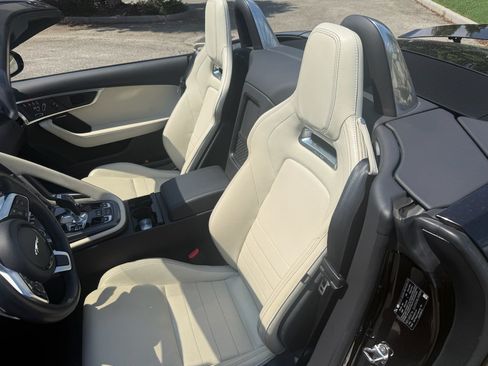 Used 2020 Jaguar F-TYPE Convertible RWD image 12