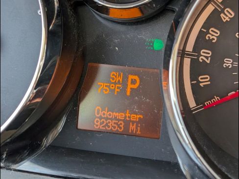 Used 2009 Saturn Vue XR w/ Premium Trim Package image 10