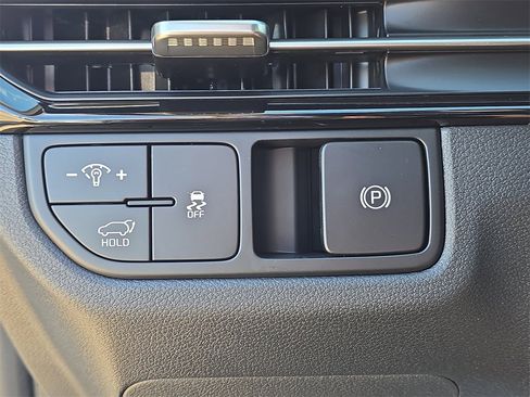 New 2026 Kia Sportage EX image 32