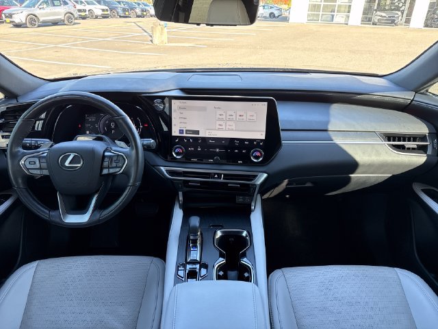 Used 2023 Lexus RX 350 w/ Cold Area Package AWD/4WD image 13