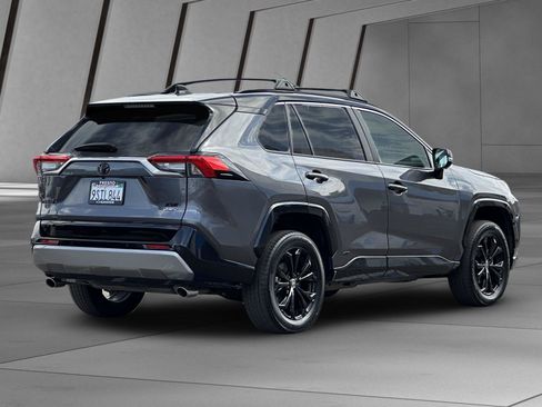 Used 2025 Toyota RAV4 XSE w/ Advanced Technology Package AWD/4WD image 4