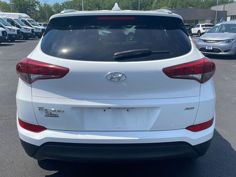 Used 2018 Hyundai Tucson SEL AWD/4WD image 4
