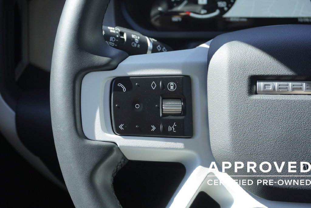 Used 2026 Land Rover Defender 110 S AWD/4WD image 12