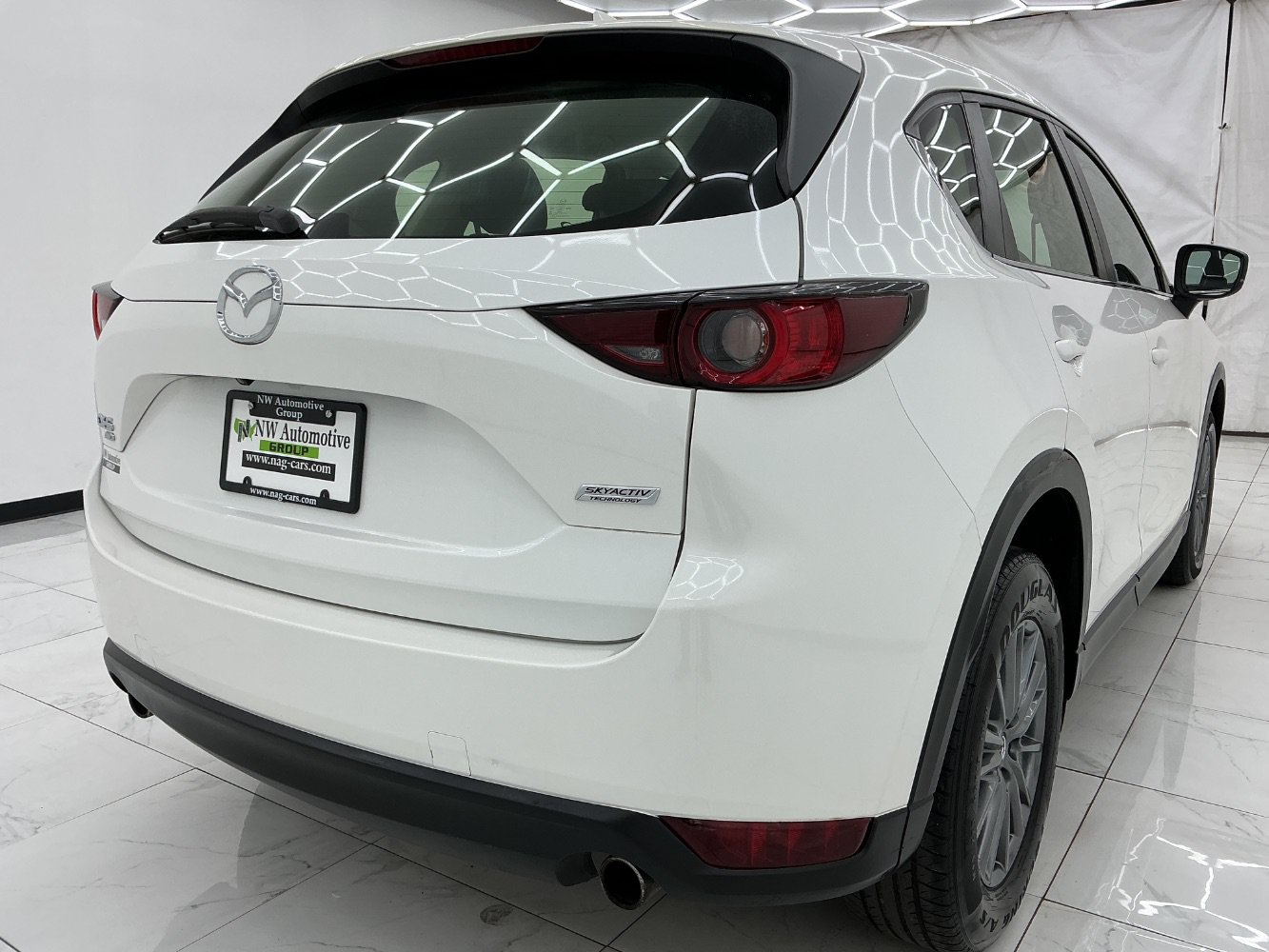 Used 2017 MAZDA CX-5 Sport AWD/4WD image 8