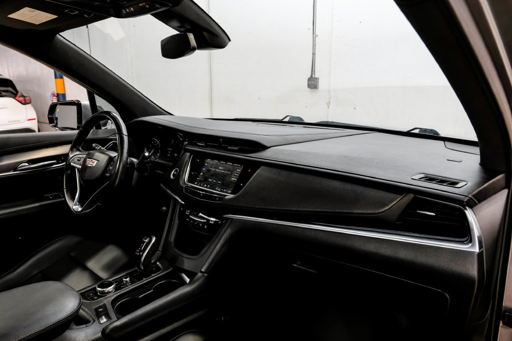 Used 2021 Cadillac XT6 Luxury FWD image 19