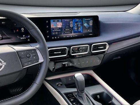 New 2026 Nissan Sentra SL w/ Floor Mat Package image 6