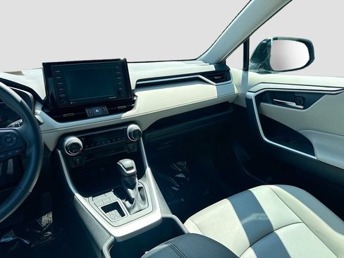 Used 2022 Toyota RAV4 XLE Premium FWD image 22