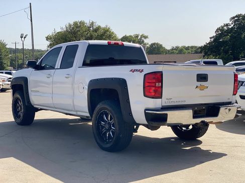 Used 2018 Chevrolet Silverado 1500 LT w/ All Star Edition AWD/4WD image 9