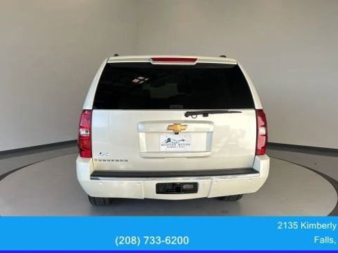 Used 2014 Chevrolet Suburban LTZ image 7