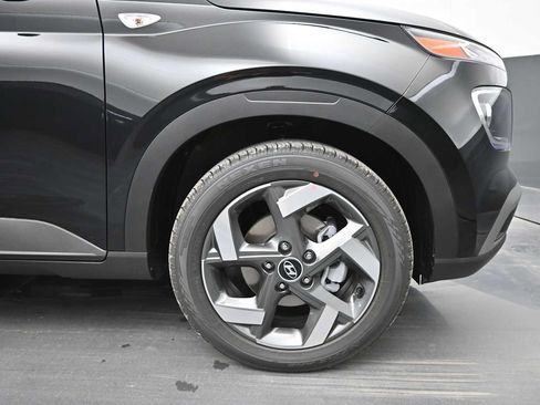New 2026 Hyundai Venue SEL FWD image 10