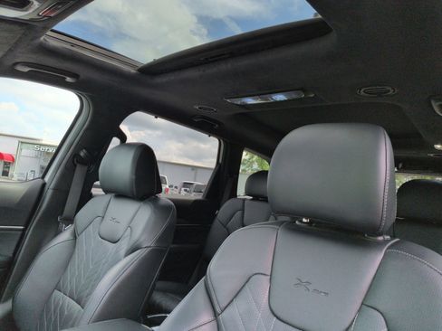 Used 2024 Kia Telluride SX Prestige X-Pro AWD/4WD image 28