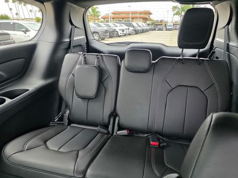 New 2026 Chrysler Voyager LX FWD image 9