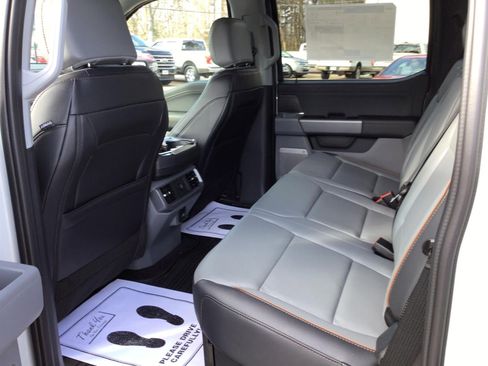 Used 2026 Ford F150 Lariat w/ Equipment Group 501A Mid image 18