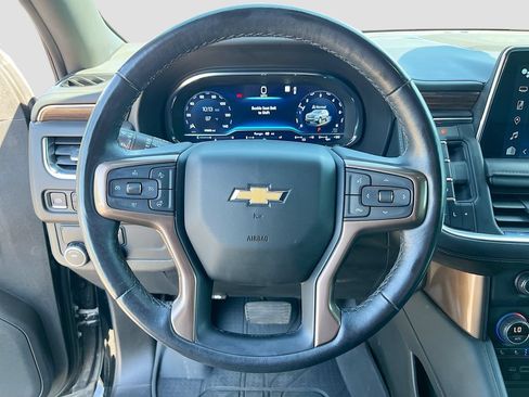 Used 2022 Chevrolet Tahoe High Country RWD image 11
