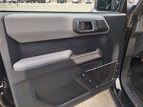 Used 2023 Ford Bronco Everglades image 10