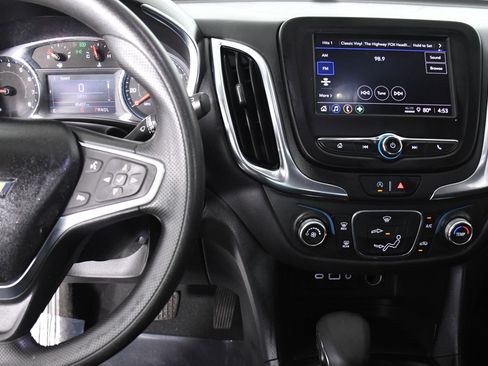 Used 2022 Chevrolet Equinox LT image 15