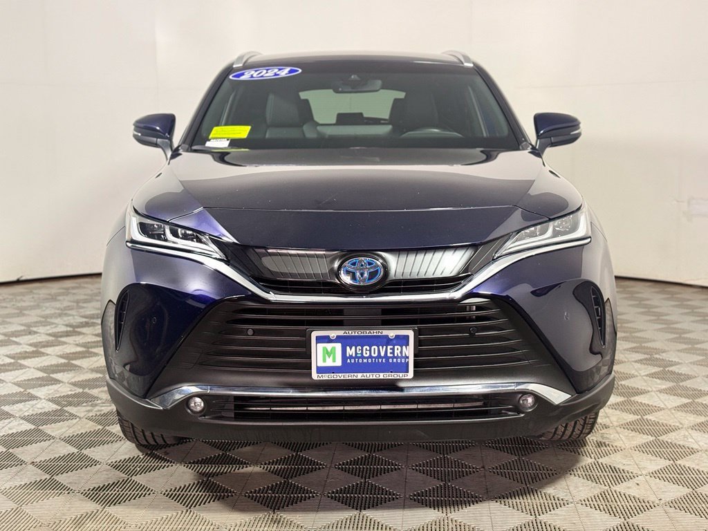 Used 2024 Toyota Venza XLE AWD/4WD image 10
