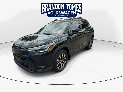 Used 2024 Toyota Corolla Cross AWD Hybrid image 3