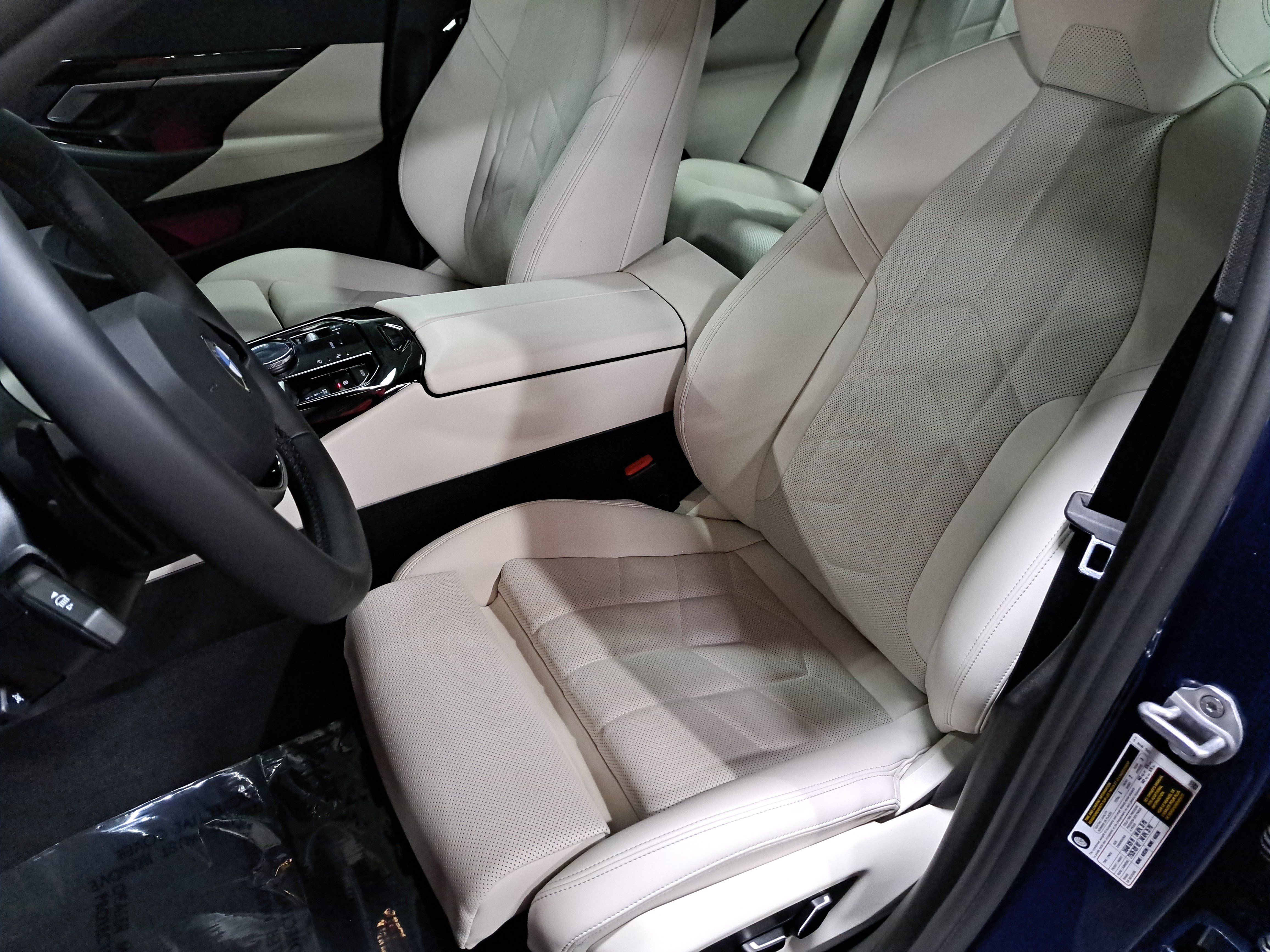 Certified 2026 BMW 530i w/ Premium Package RWD image 16
