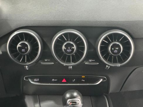 Used 2018 Audi TT 2.0T w/ Technology Package image 12