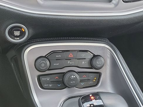 Used 2022 Dodge Challenger GT RWD image 16