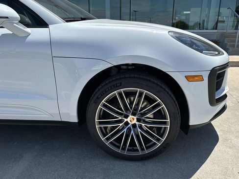 New 2025 Porsche Macan image 11